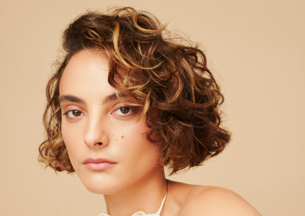 Freehand painting with pure brilliance lightening power